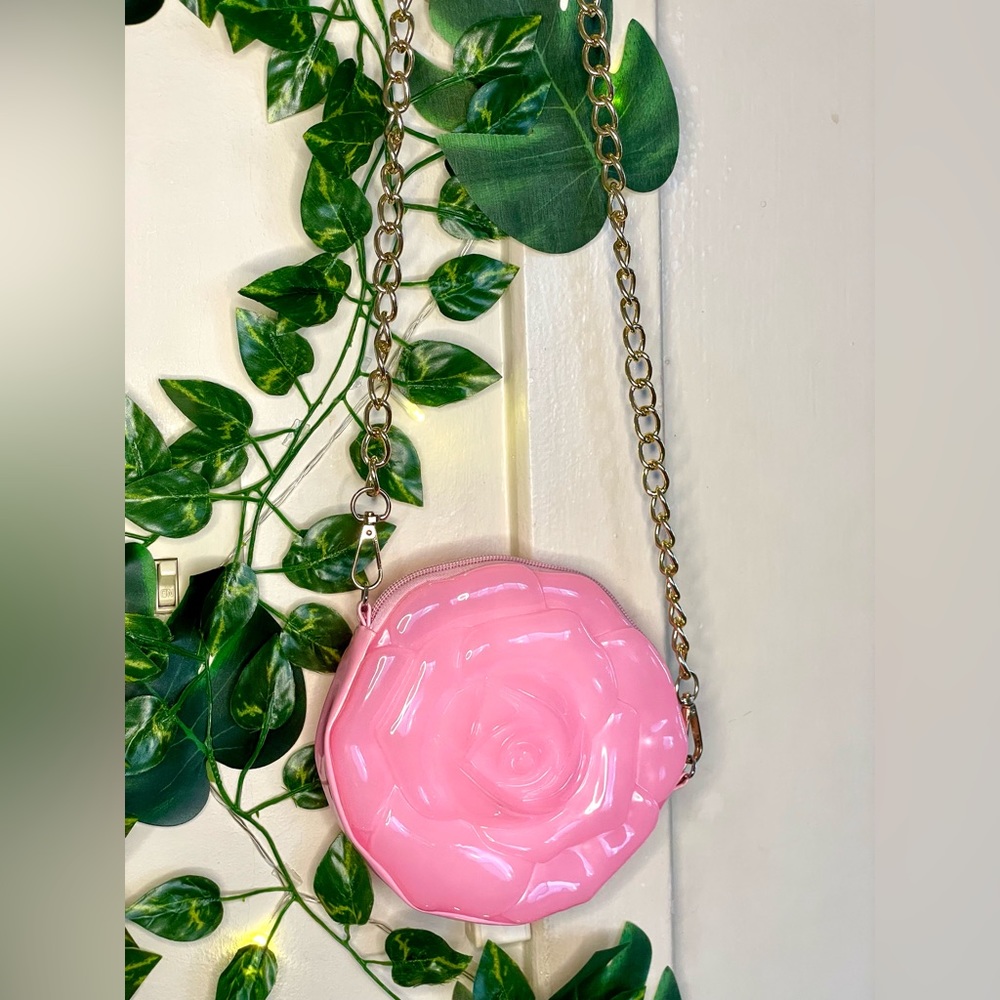 Light Pink Rose Crossbody Bag with Gold Chain